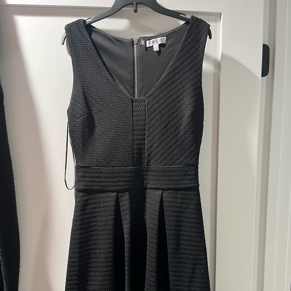 Jennifer Lopez Textured Black Midi Dress